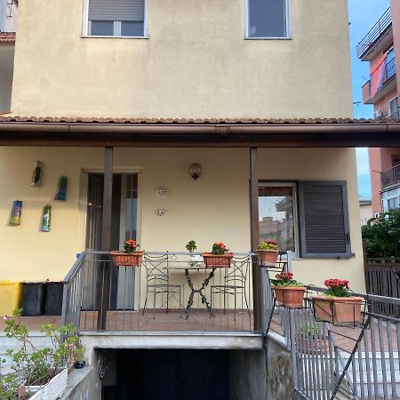 Appartamento In Villa Alle Falde Del Vesuvio Neapel Exteriör bild