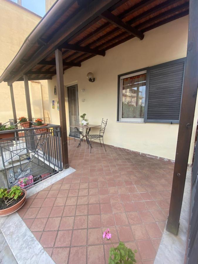 Appartamento In Villa Alle Falde Del Vesuvio Neapel Exteriör bild